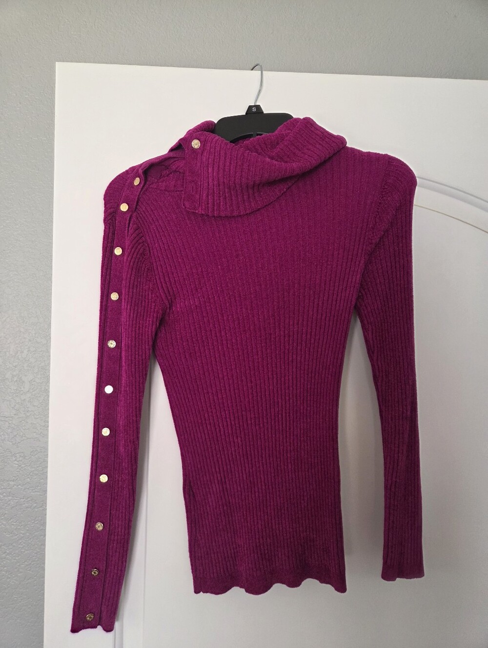 Ribbed Button-Trim Turtleneck Sweater - Fuchsia
